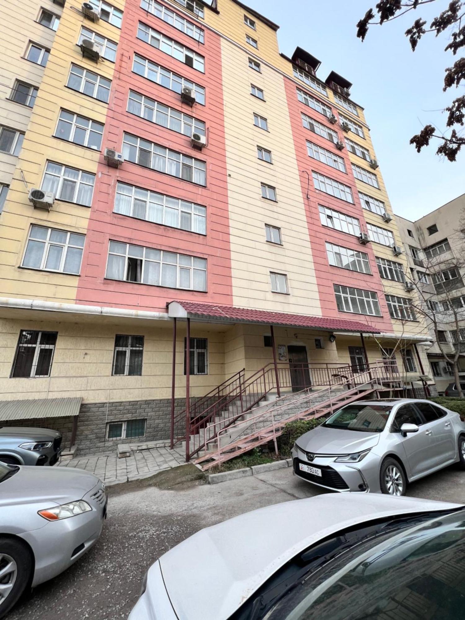 Hyat Apartment Bishkek Luaran gambar