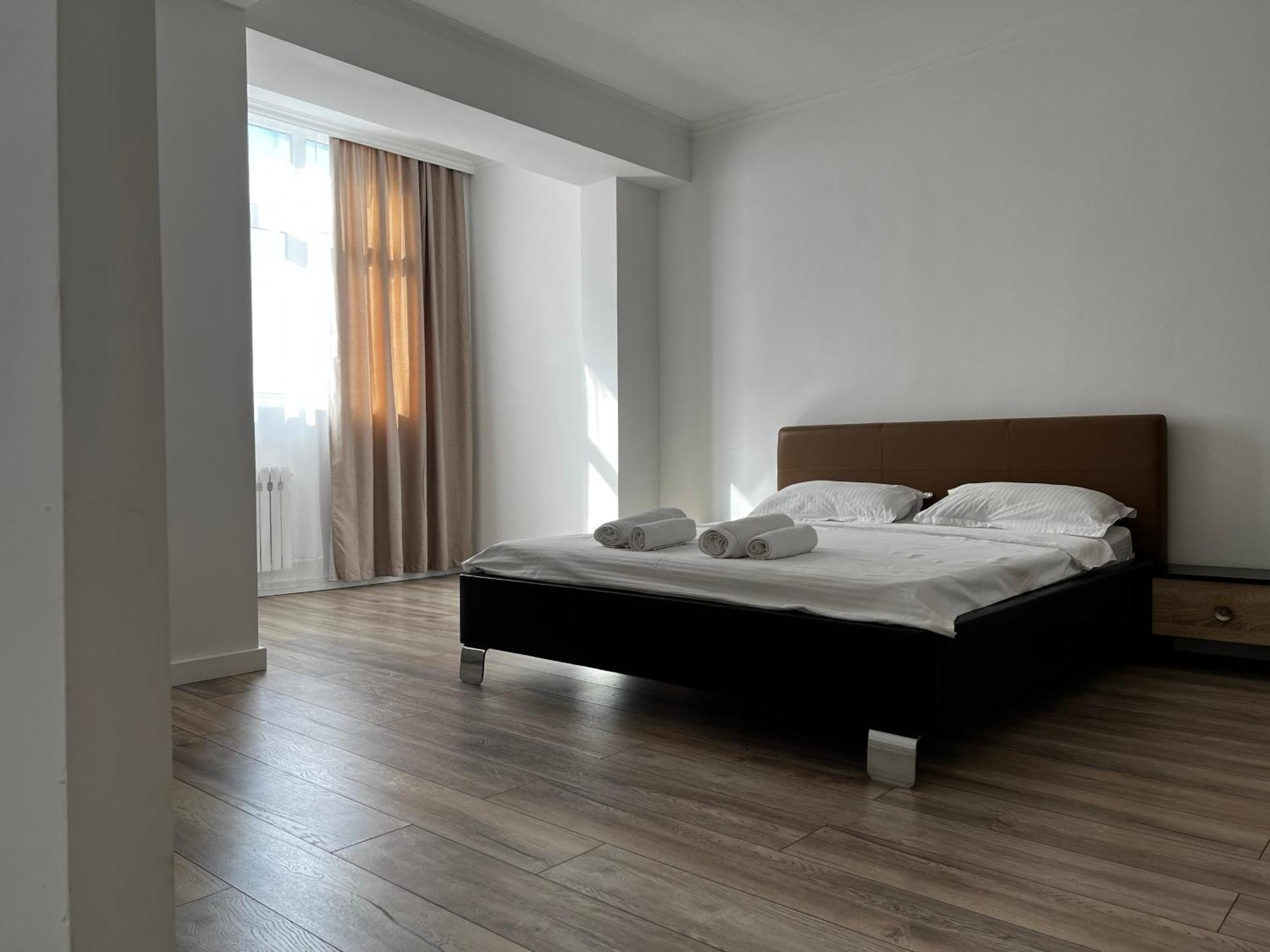 Hyat Apartment Bishkek Luaran gambar
